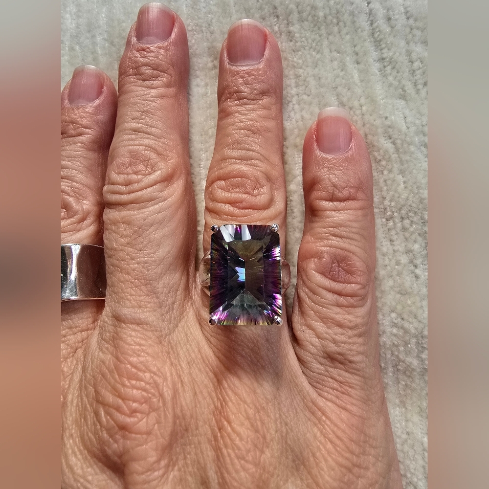** SOLD LOCALLY** Stunning Mystic Topaz